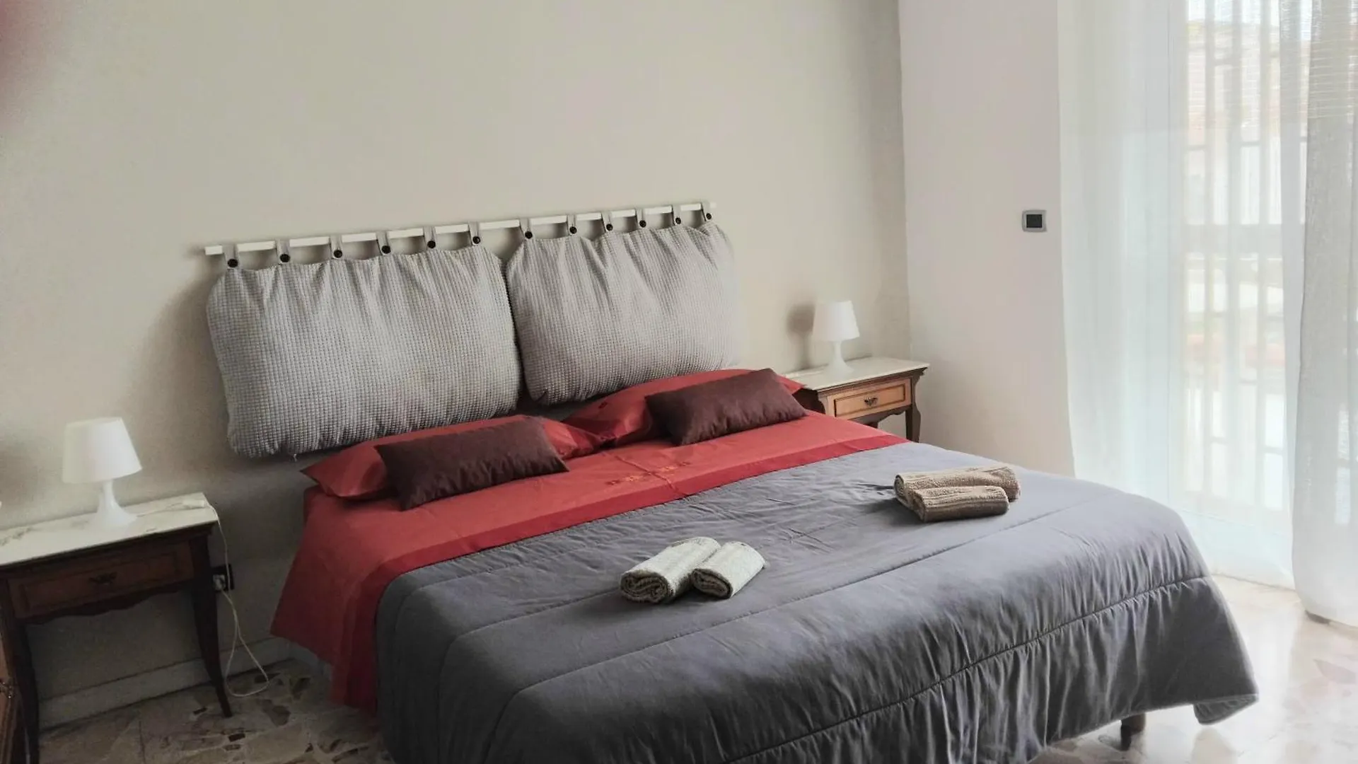 Vittoria Apartment 4 Posti Letto Parcheggio Libero Catania